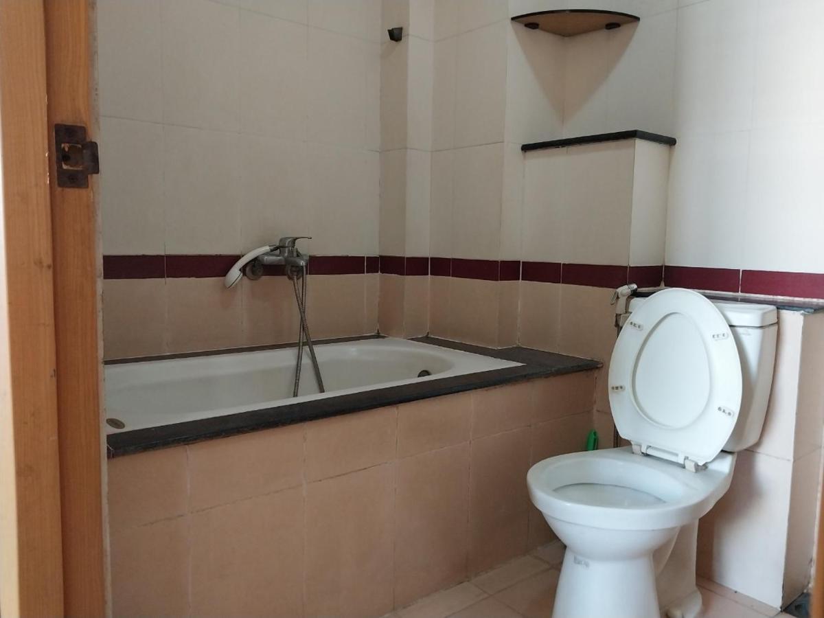 Khach San Mai Hoang 2 Hotel โฮจิมินห์ซิตี้ ภายนอก รูปภาพ